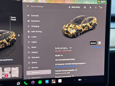 Used 2022 Tesla Model Y Performance AWD/4WD image 28