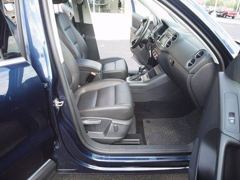 Used 2013 Volkswagen Tiguan S AWD/4WD image 6