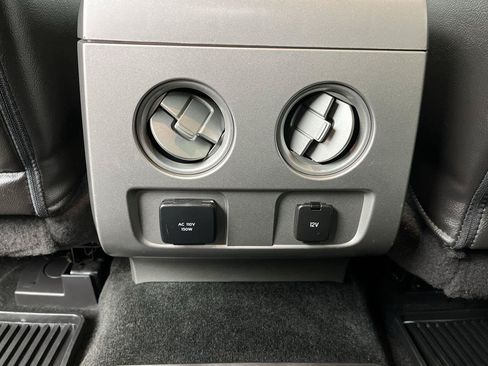 Used 2014 Ford F150 FX4 w/ Equipment Group 402A Luxury AWD/4WD image 16
