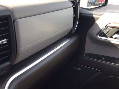 Used 2023 GMC Sierra 1500 SLT w/ SLT Premium Package image 26