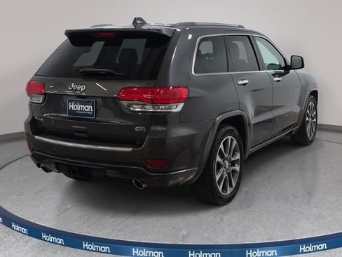 Used 2018 Jeep Grand Cherokee Overland AWD/4WD image 6