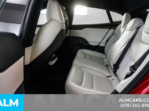 Used 2021 Tesla Model S Plaid image 17