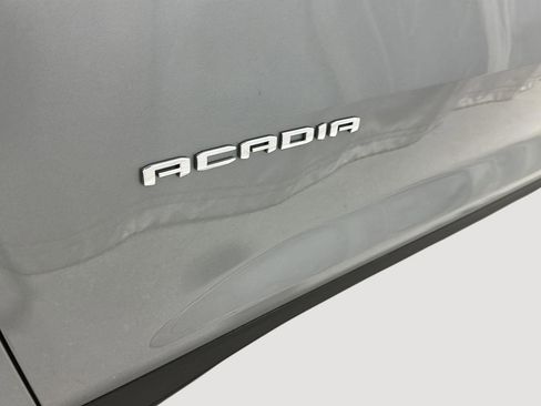 Used 2025 GMC Acadia Elevation w/ Elevation Premium Package image 30