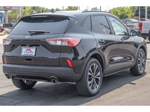 Used 2022 Ford Escape SEL w/ SEL Stealth AWD Package image 3