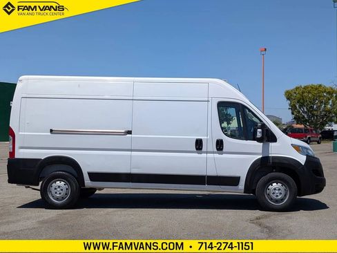 Used 2023 RAM ProMaster 2500 FWD image 31