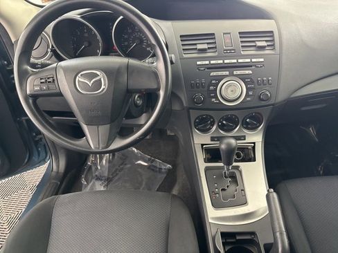 Used 2011 MAZDA MAZDA3 i Sport image 29