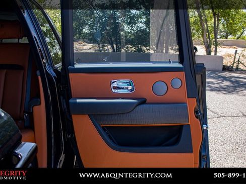 Used 2022 Rolls-Royce Cullinan w/ Dynamic Package image 33