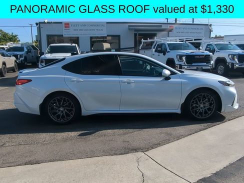 Used 2025 Toyota Camry XSE image 9