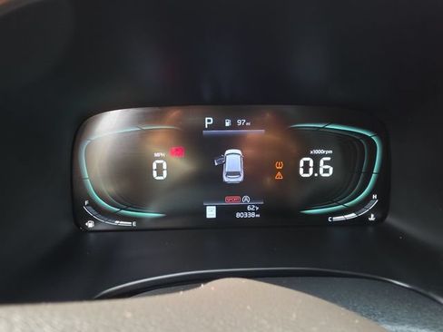 Used 2023 Kia Soul LX FWD image 14