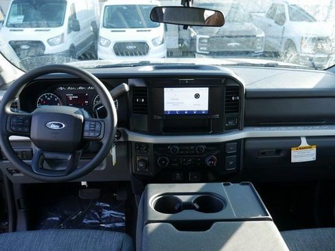 New 2026 Ford F250 XLT w/ FX4 Off-Road Package image 4
