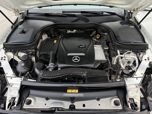 Used 2018 Mercedes-Benz GLC 300 4MATIC image 31