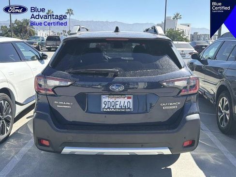 Used 2023 Subaru Outback Touring AWD/4WD image 10