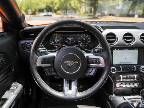 Used 2018 Ford Mustang GT Premium w/ Equipment Group 401A RWD image 23