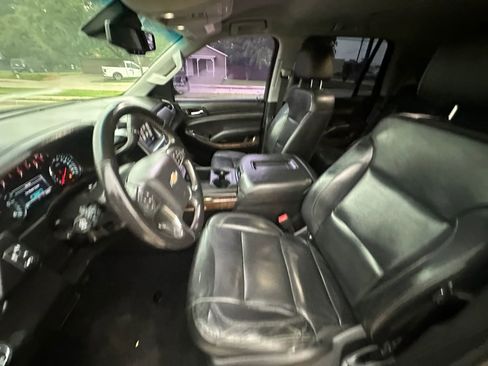 Used 2019 Chevrolet Tahoe LT RWD image 12
