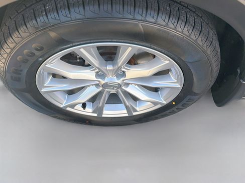 Used 2024 Honda CR-V EX-L image 36
