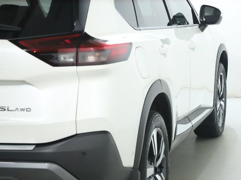 Certified 2023 Nissan Rogue SL w/ SL Premium Package AWD/4WD image 48