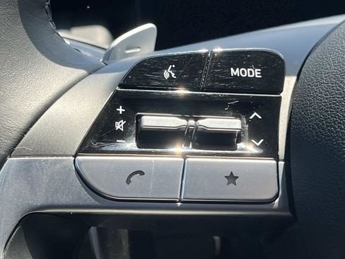 Used 2022 Hyundai Santa Cruz Limited AWD/4WD image 36