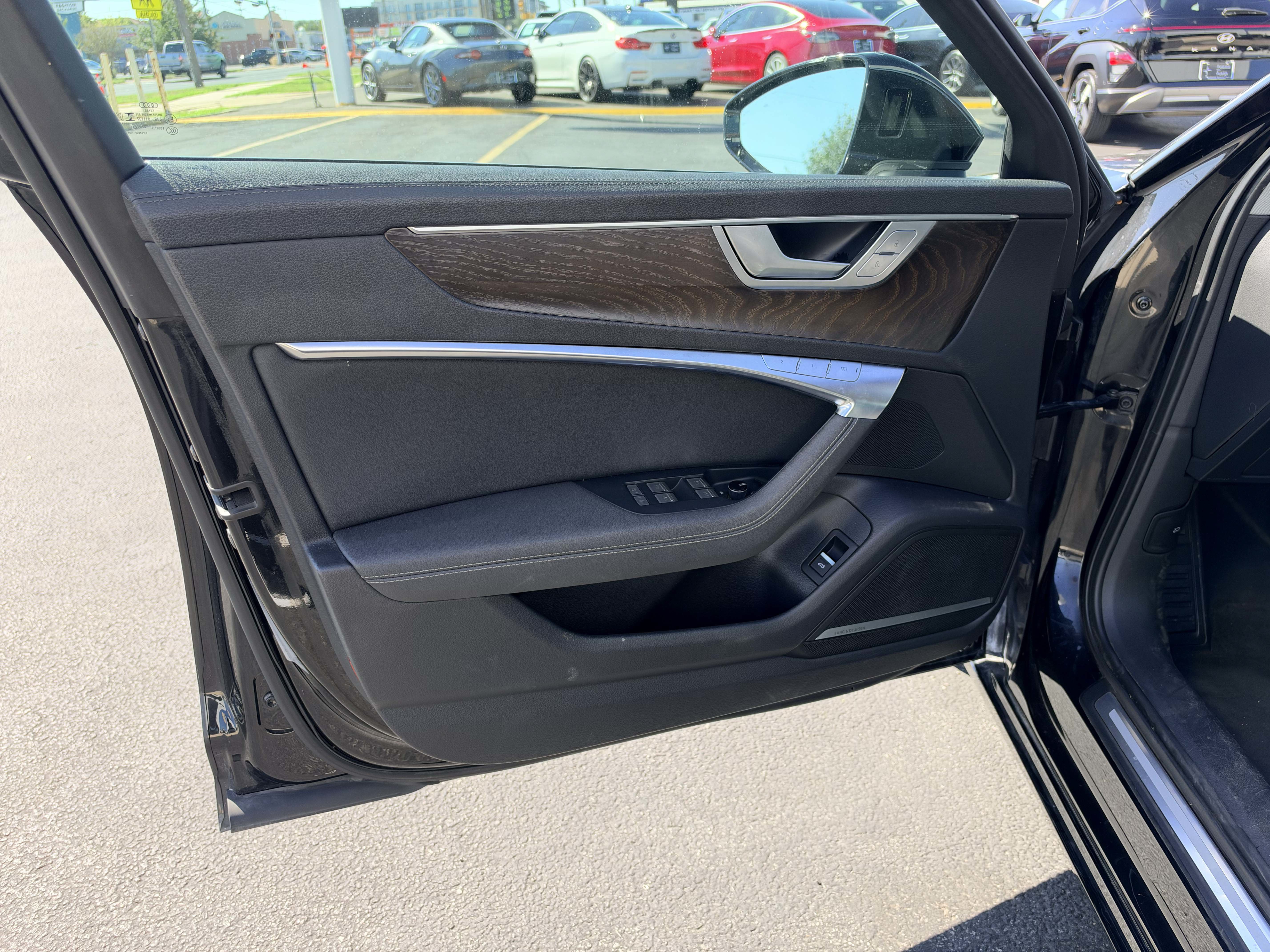 Used 2019 Audi A6 2.0T Premium Plus w/ Premium Plus Package AWD/4WD image 11