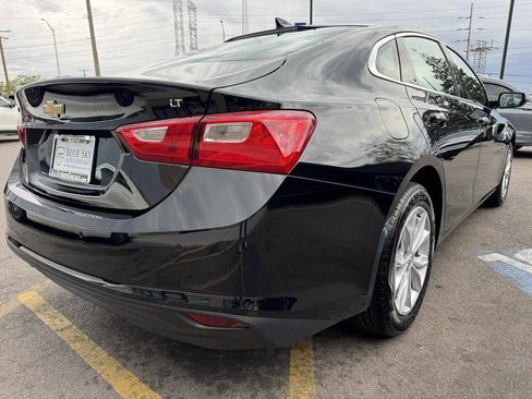 Used 2025 Chevrolet Malibu LT image 5
