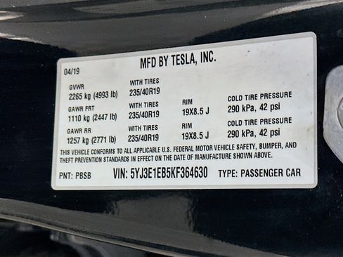 Used 2019 Tesla Model 3 Long Range image 12