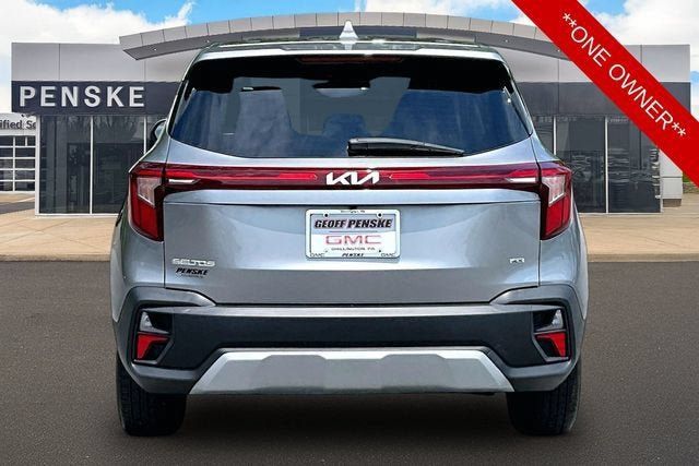 Used 2024 Kia Seltos LX AWD/4WD image 4
