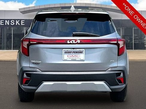 Used 2024 Kia Seltos LX AWD/4WD image 4