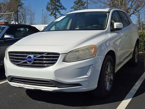 Used 2016 Volvo XC60 T5 Premier image 3
