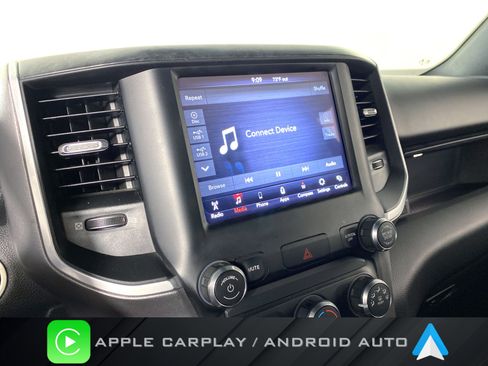 Used 2019 RAM 1500 Big Horn AWD/4WD image 2