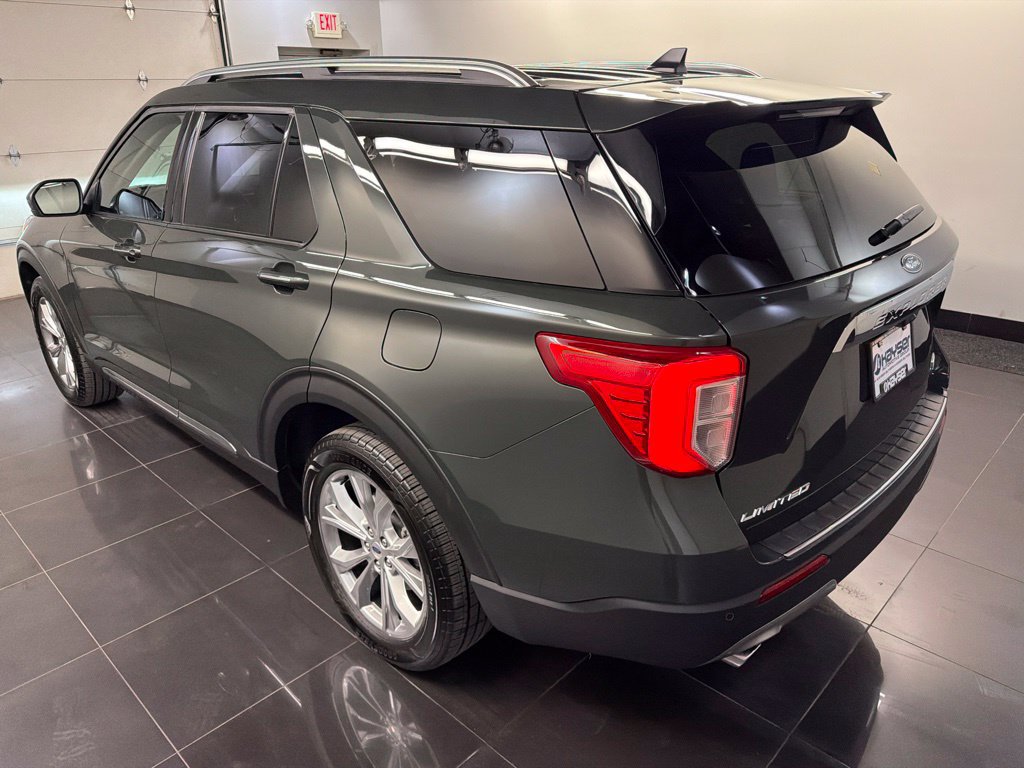 Used 2024 Ford Explorer Limited AWD/4WD image 4
