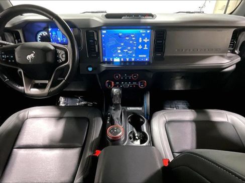 Used 2024 Ford Bronco Black Diamond AWD/4WD image 15