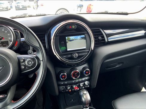 Used 2019 MINI Cooper S w/ Signature Upholstery Package image 6