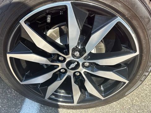 Used 2018 Chevrolet Malibu LT FWD image 9