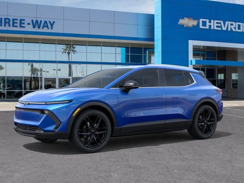 New 2026 Chevrolet Equinox EV LT w/ LPO, Blackout Package image 2