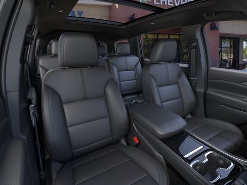 New 2026 Chevrolet Traverse High Country FWD image 40
