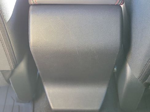 Used 2018 Subaru Impreza 2.0i Sport image 19