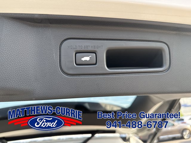 Used 2023 Honda Pilot Touring image 15
