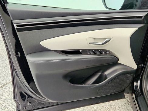 Used 2022 Hyundai Tucson SEL w/ Convenience + Premium Package image 11