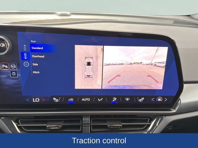 Certified 2024 Chevrolet Equinox EV RS FWD image 11