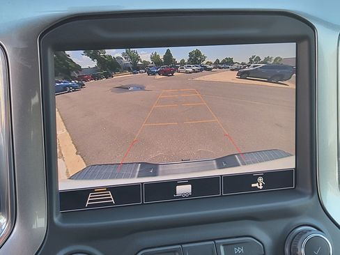 Used 2020 Chevrolet Silverado 2500 LTZ w/ LTZ Convenience Package AWD/4WD image 17