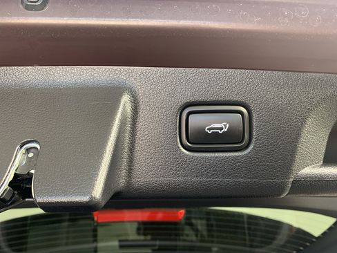 Used 2024 Hyundai Palisade SEL FWD image 37