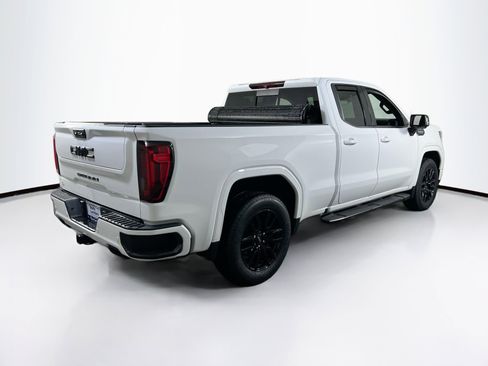 Used 2022 GMC Sierra 1500 Elevation w/ Preferred Package image 5