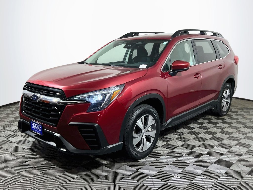 Used 2025 Subaru Ascent Premium AWD/4WD image 3