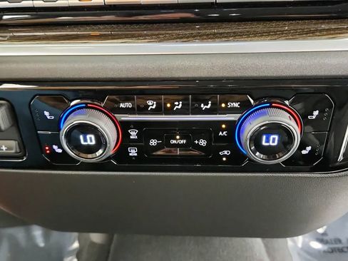 Used 2025 Chevrolet Silverado 1500 LT Trail Boss image 23