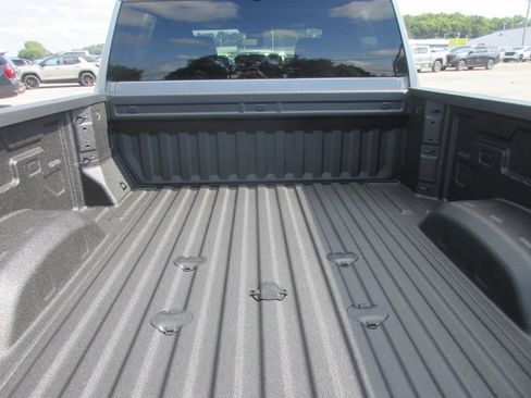 New 2026 GMC Sierra 3500 Pro AWD/4WD image 6