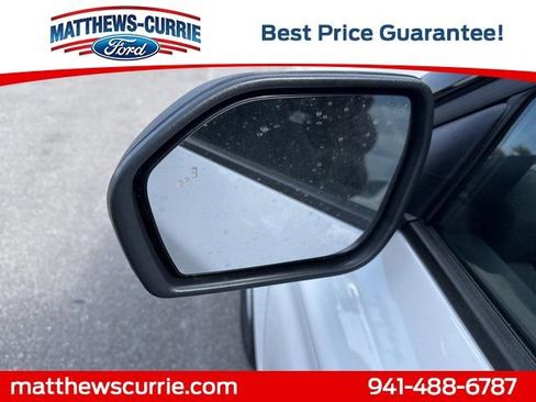 New 2026 Ford Explorer Active w/ Active Comfort Package image 8