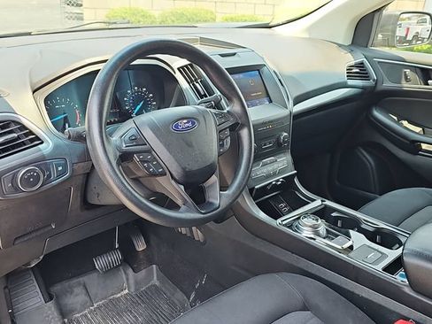 Used 2020 Ford Edge SE FWD image 15