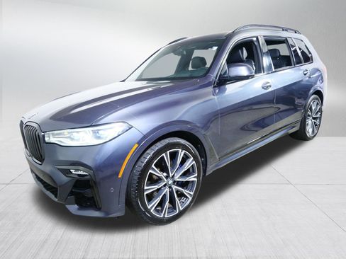 Used 2020 BMW X7 M50i w/ Dynamic Handling Package AWD/4WD image 3