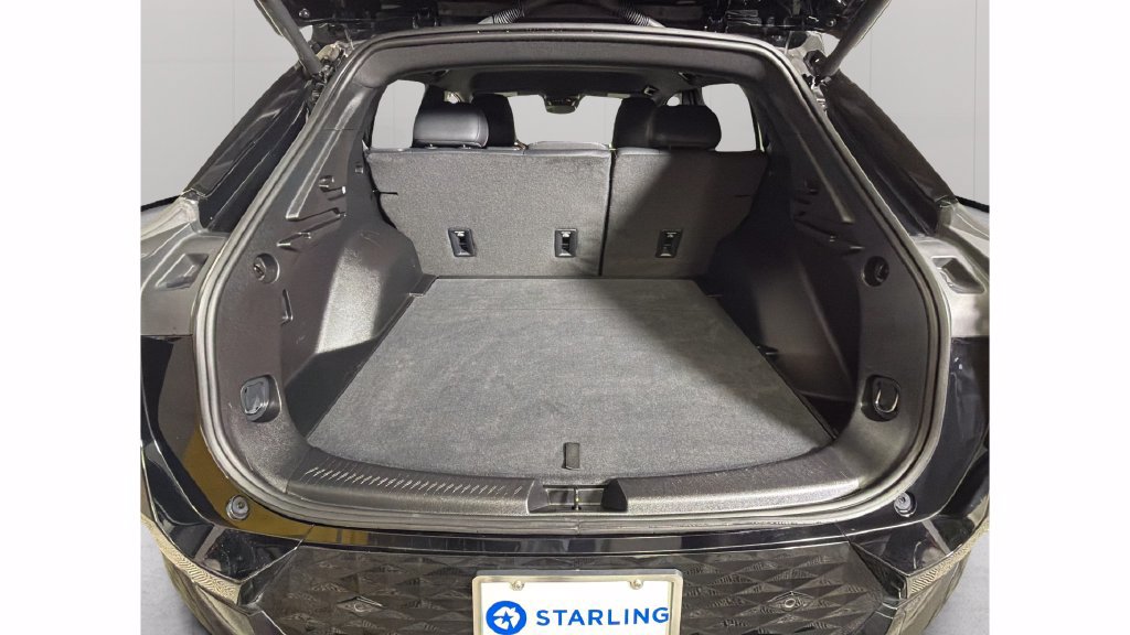 Used 2024 Chevrolet Equinox EV RS FWD image 28
