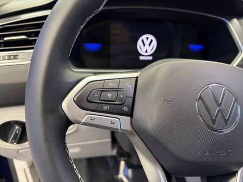 Used 2023 Volkswagen Tiguan SE image 16