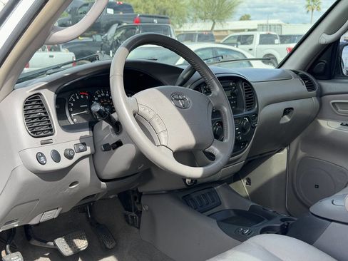 Used 2007 Toyota Sequoia SR5 image 16